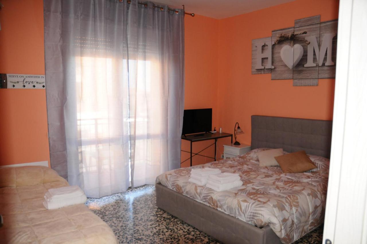 Andrea Affittacamere E B&B Solignano Nuovo Exterior foto